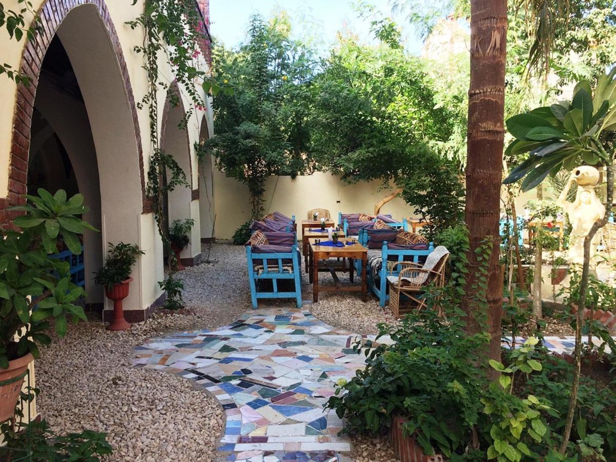 El Fayrouz Hotel Luxor Bagian luar foto