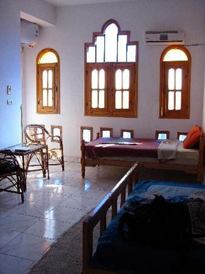 El Fayrouz Hotel Luxor Bagian luar foto