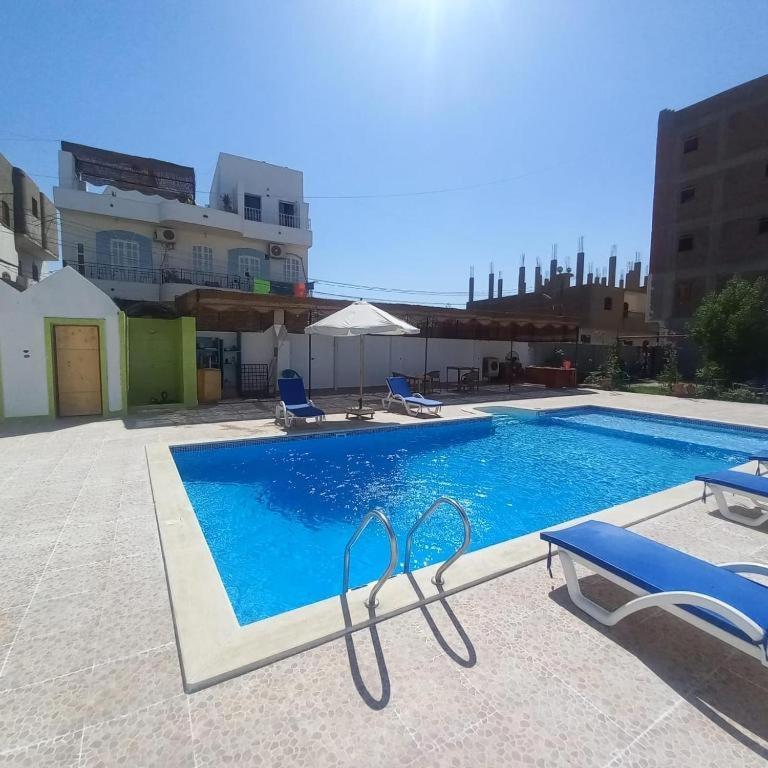 El Fayrouz Hotel Luxor Bagian luar foto