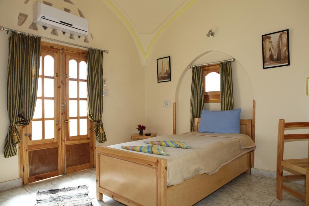 El Fayrouz Hotel Luxor Ruang foto