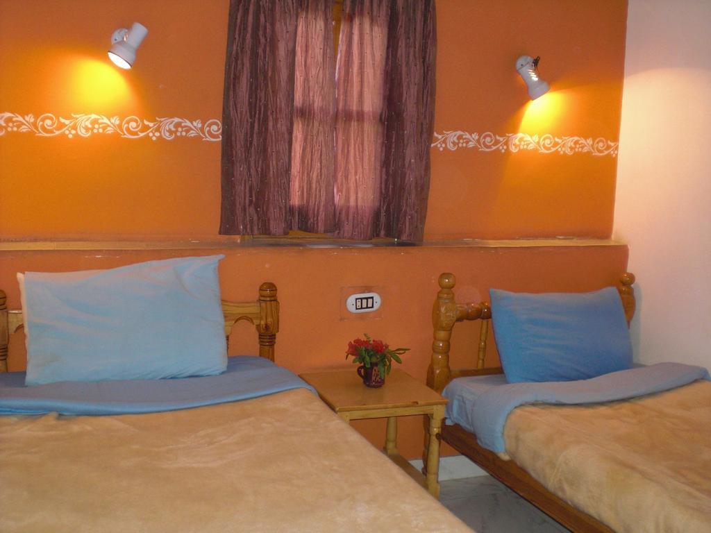 El Fayrouz Hotel Luxor Ruang foto