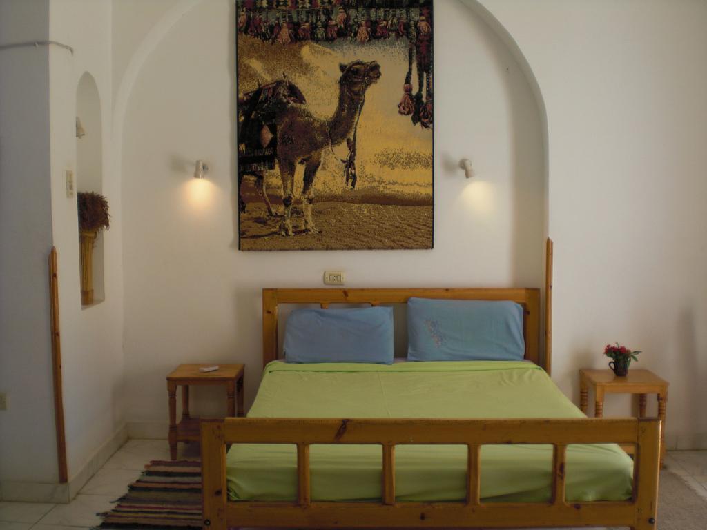 El Fayrouz Hotel Luxor Ruang foto